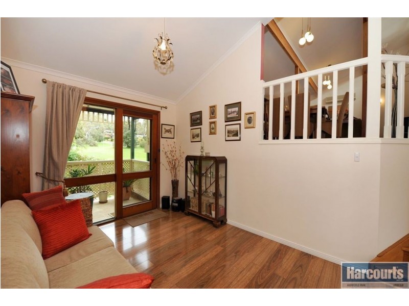 9 Grassdale Rise, Aberfoyle Park SA 5159