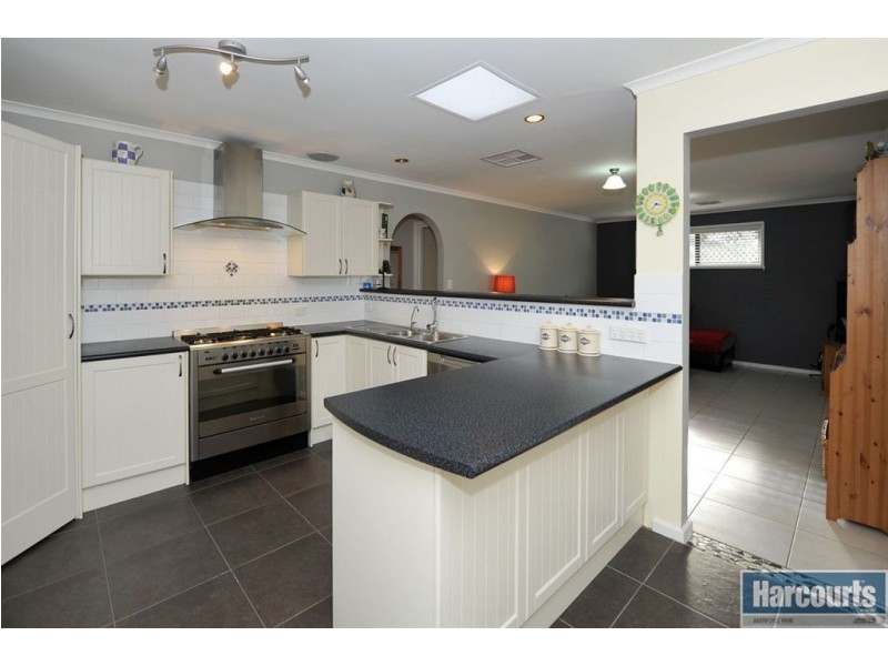 97 Delta Crescent, Aberfoyle Park SA 5159