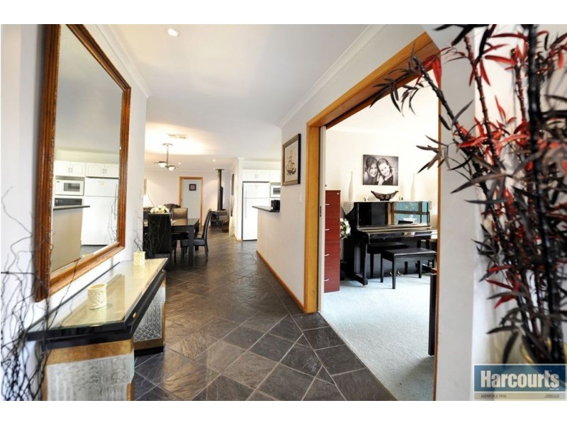 42 McHarg Road, Happy Valley SA 5159