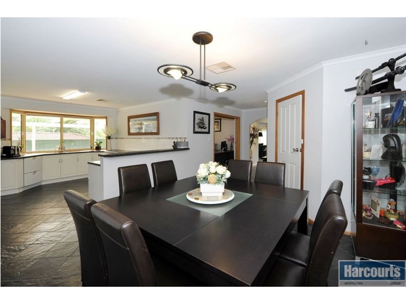 42 McHarg Road, Happy Valley SA 5159