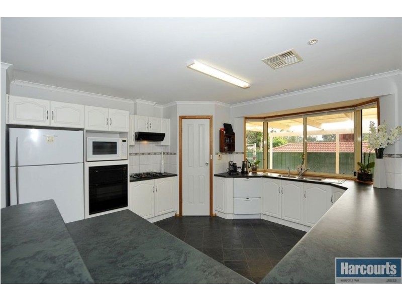 42 McHarg Road, Happy Valley SA 5159