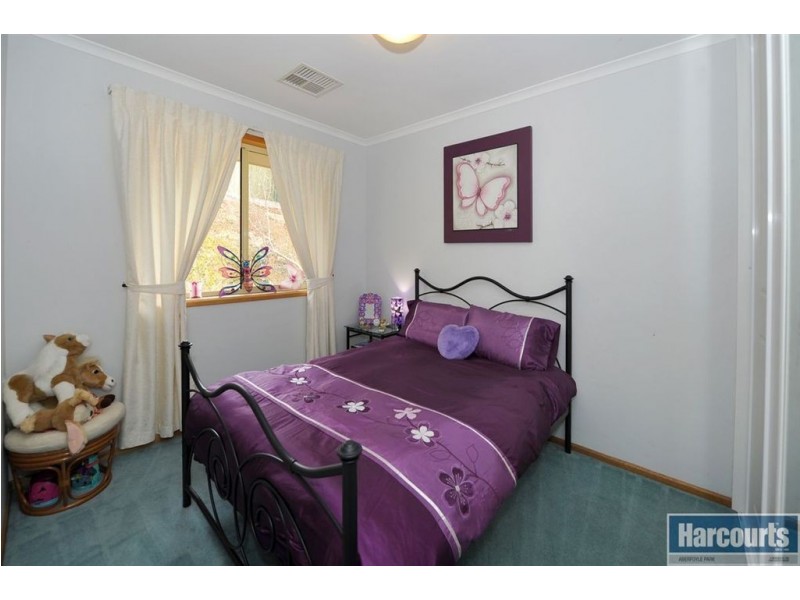 42 McHarg Road, Happy Valley SA 5159