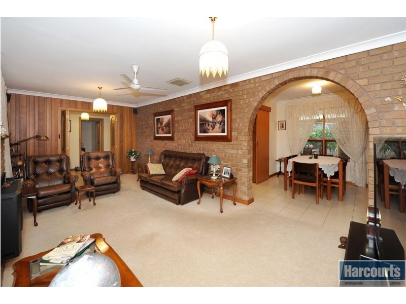9 Birman Crescent, Flagstaff Hill SA 5159