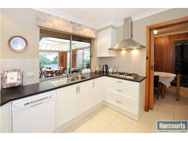 9 Birman Crescent, Flagstaff Hill SA 5159