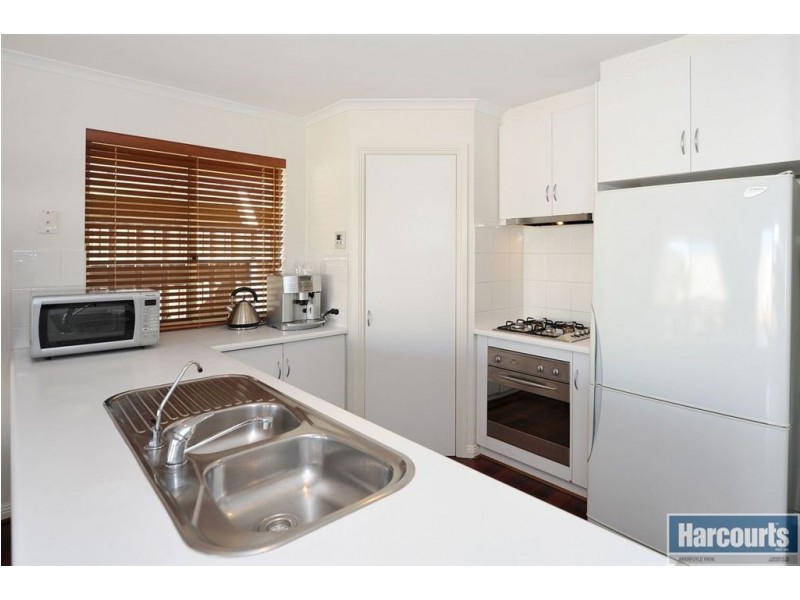 12 Pickard Circuit, Woodcroft SA 5162