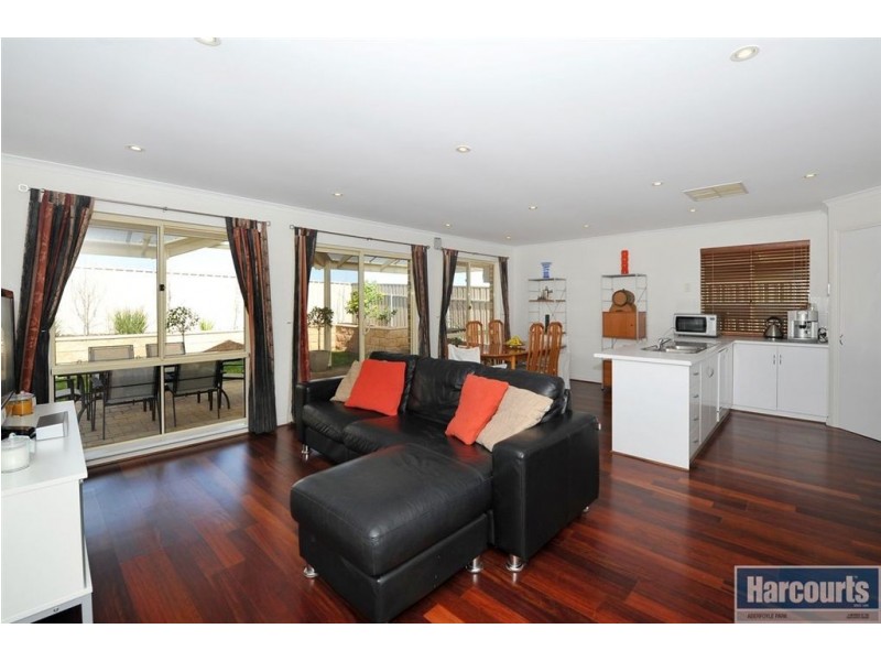 12 Pickard Circuit, Woodcroft SA 5162