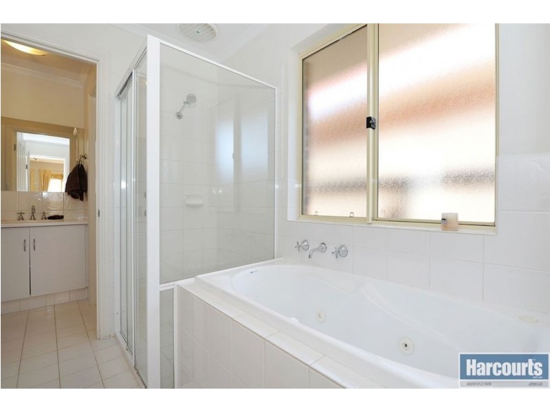 12 Pickard Circuit, Woodcroft SA 5162