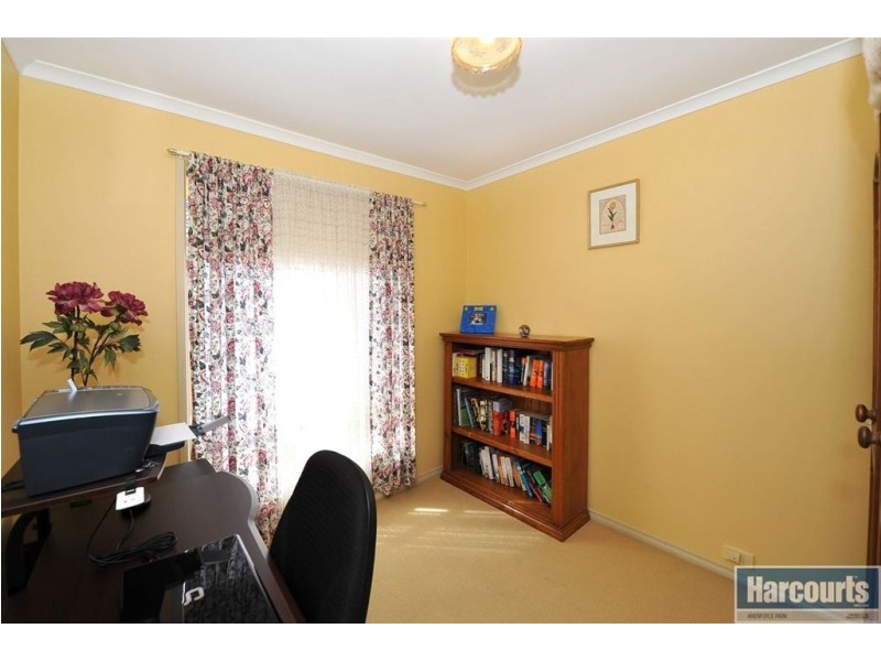 5a Goods Crescent, Hove SA 5048