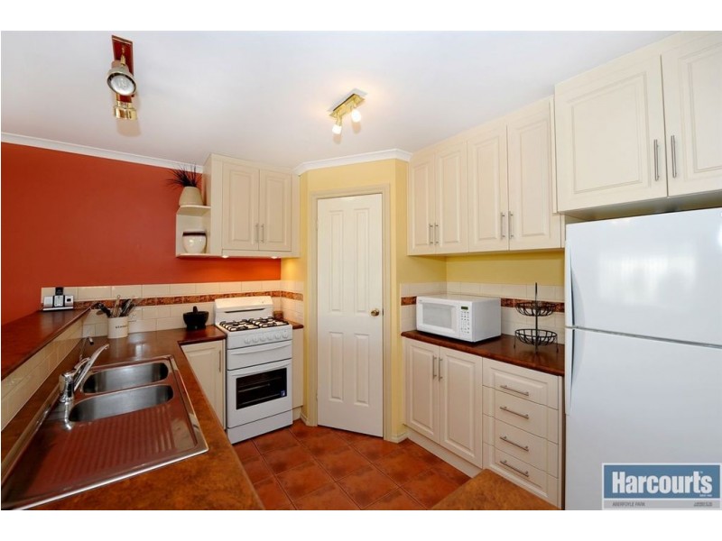 5a Goods Crescent, Hove SA 5048