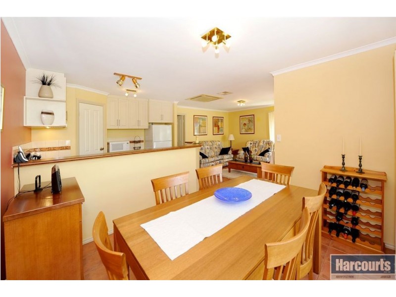 5a Goods Crescent, Hove SA 5048