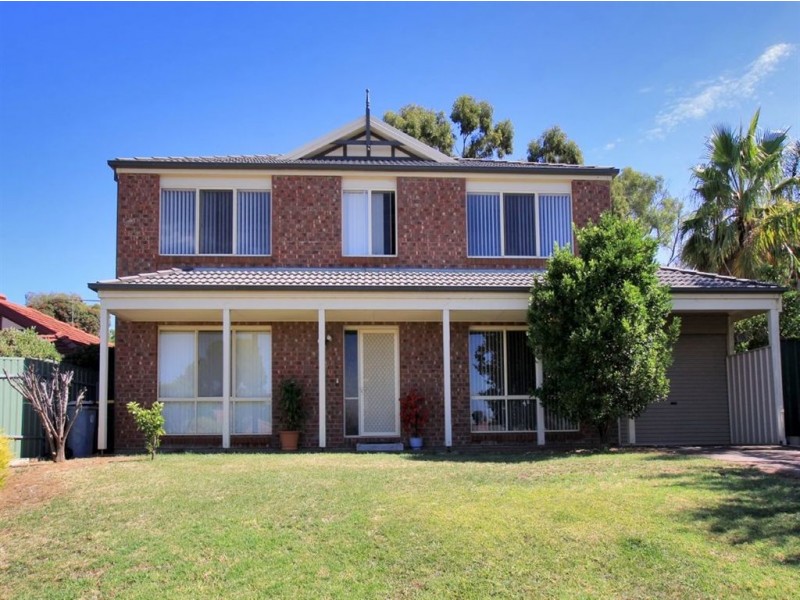 4 Cranbourne Drive, O’halloran Hill SA 5158