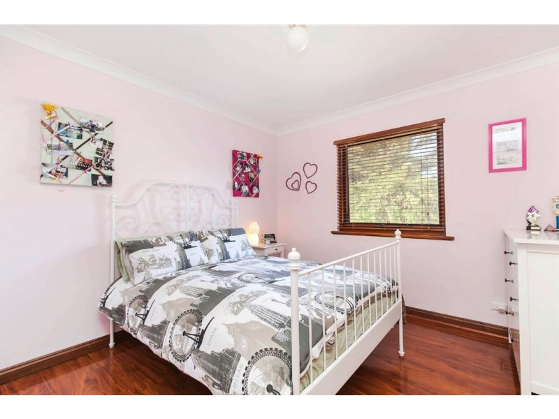 5 Grassdale Rise, Aberfoyle Park SA 5159