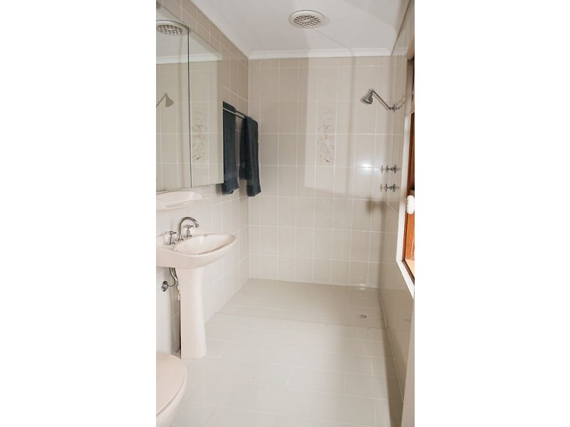 5 Grassdale Rise, Aberfoyle Park SA 5159