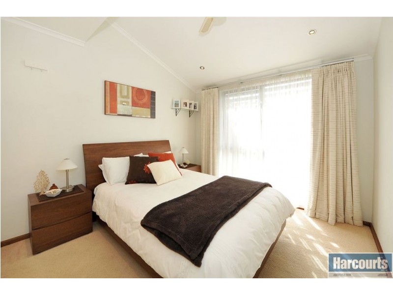 1 Bruce Street, Aberfoyle Park SA 5159