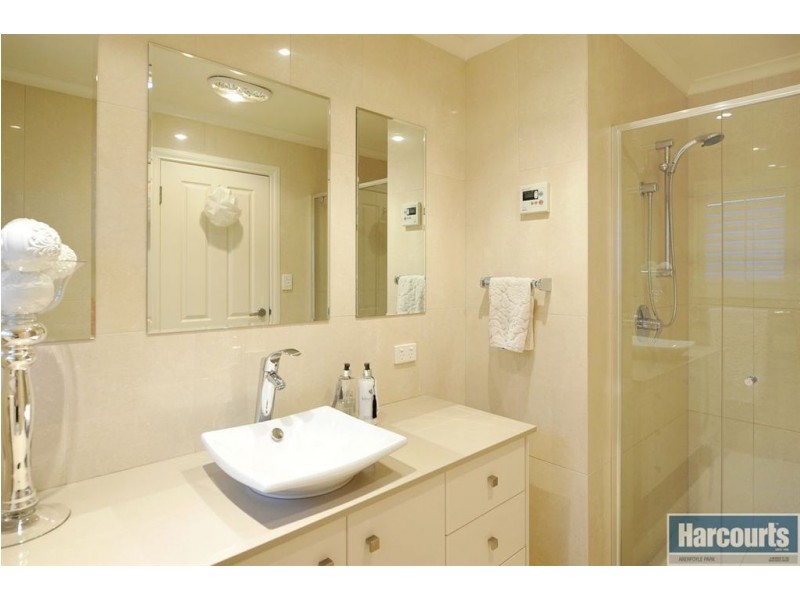 31 Vaucluse Drive, Happy Valley SA 5159