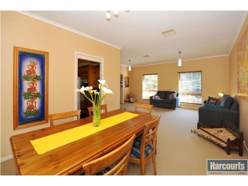 89 Glendale Avenue, Flagstaff Hill SA 5159
