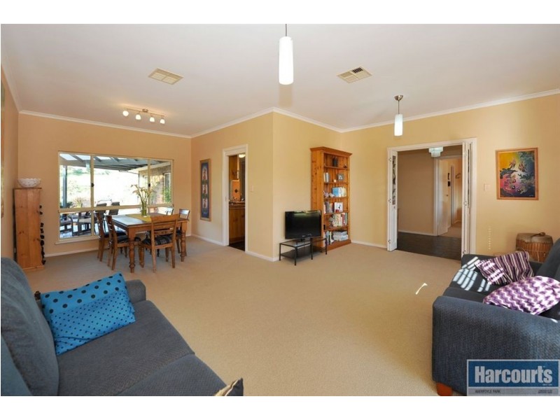 89 Glendale Avenue, Flagstaff Hill SA 5159