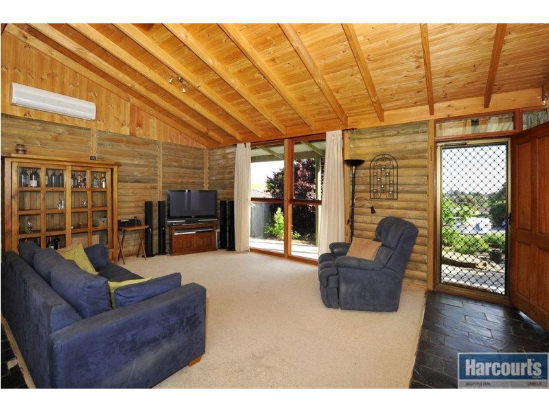 4 Falco Court, Flagstaff Hill SA 5159