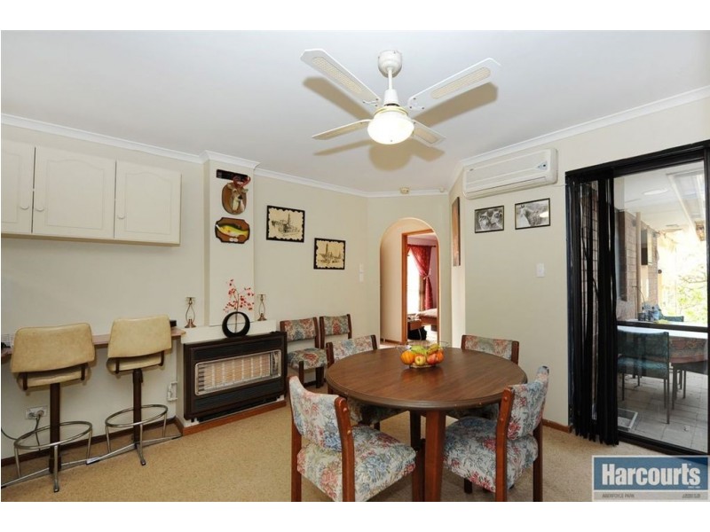 34 Doulton Drive, Trott Park SA 5158