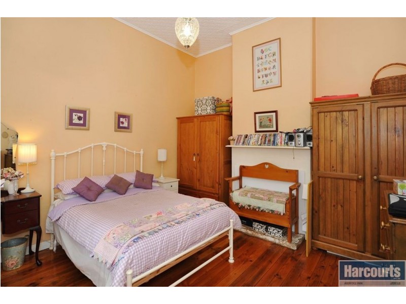 131 Drayton Street, Bowden SA 5007