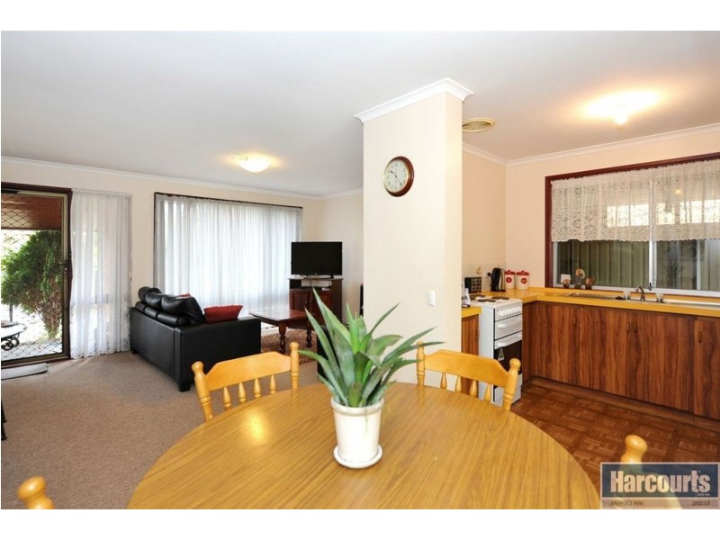 10 Ashington Way, Aberfoyle Park SA 5159