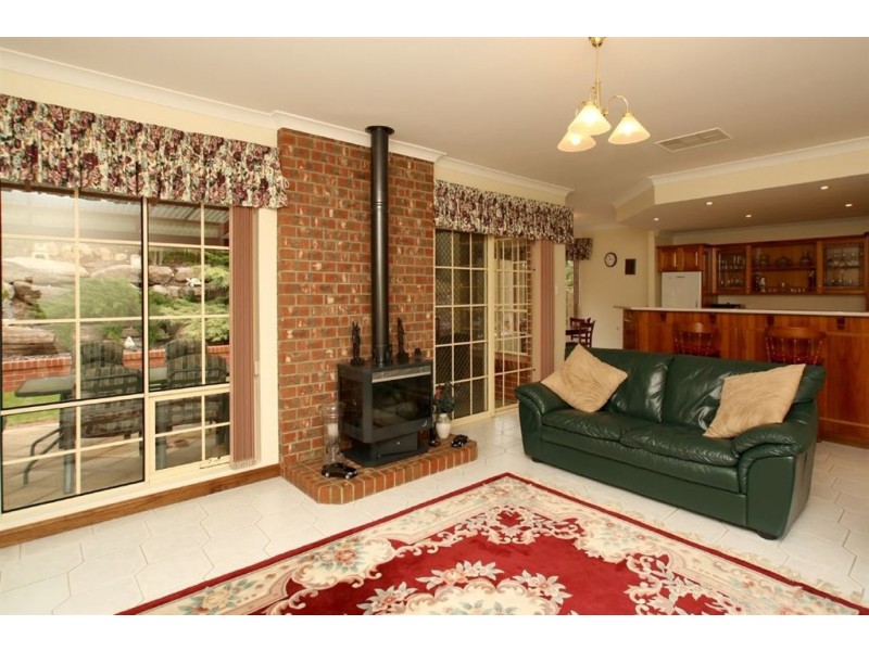 12 The Parkway, Aberfoyle Park SA 5159