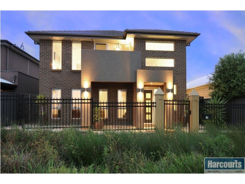 15 Acacia Grove (off Evergreen Pde), Flagstaff Hill SA 5159