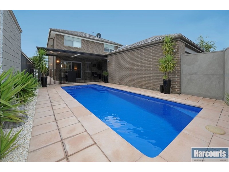 15 Acacia Grove (off Evergreen Pde), Flagstaff Hill SA 5159