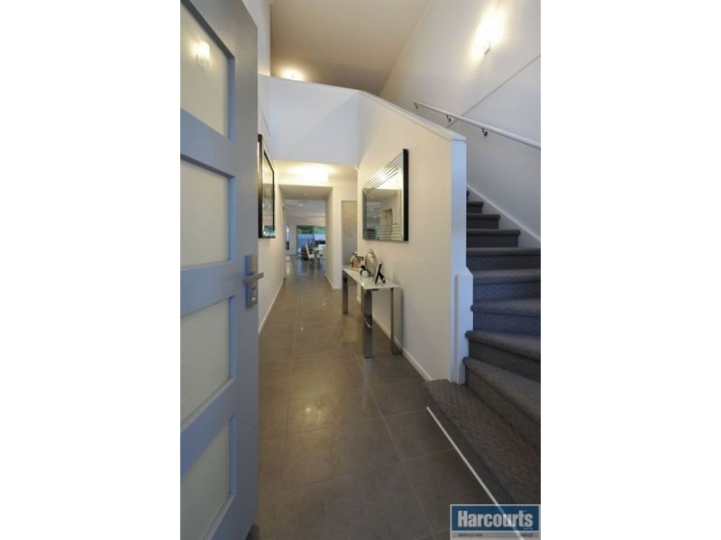 15 Acacia Grove (off Evergreen Pde), Flagstaff Hill SA 5159