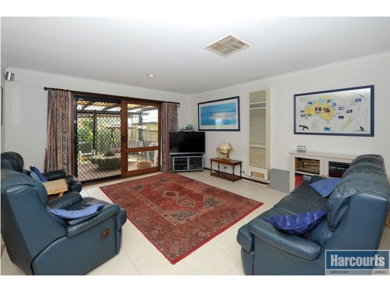 4 Ridgefield Close, Aberfoyle Park SA 5159