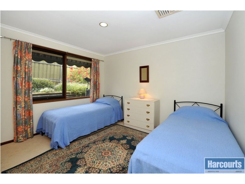 4 Ridgefield Close, Aberfoyle Park SA 5159