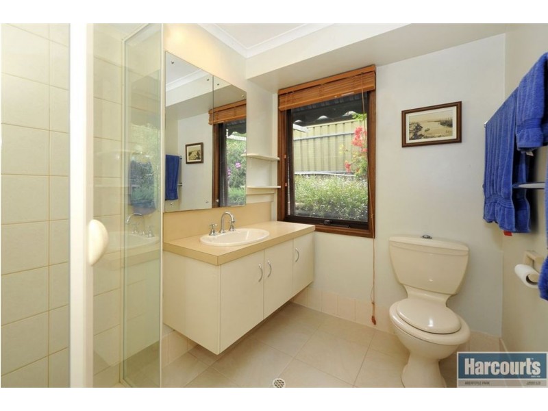 4 Ridgefield Close, Aberfoyle Park SA 5159