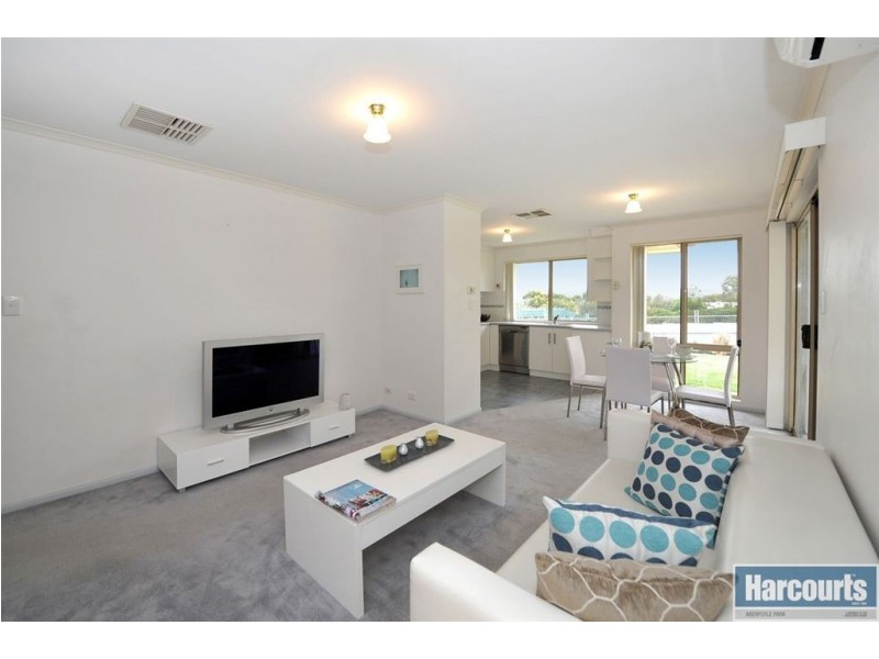39 Scottsglade Road, Christie Downs SA 5164