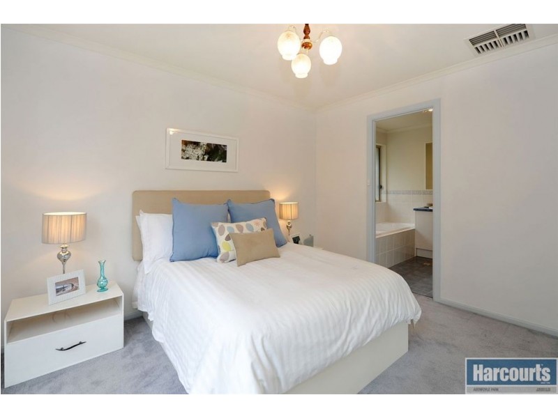 39 Scottsglade Road, Christie Downs SA 5164