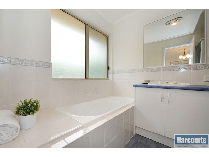 39 Scottsglade Road, Christie Downs SA 5164