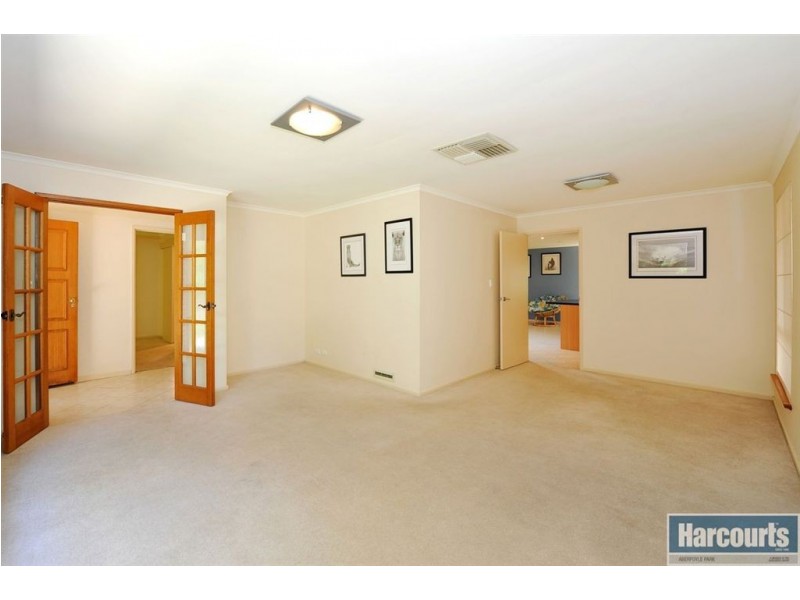 37 Monaco Circuit, Aberfoyle Park SA 5159
