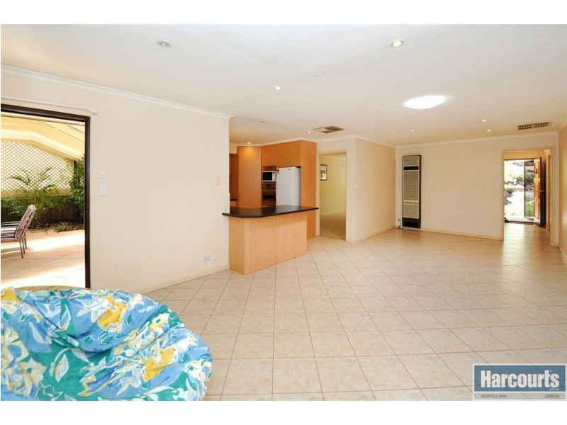 37 Monaco Circuit, Aberfoyle Park SA 5159