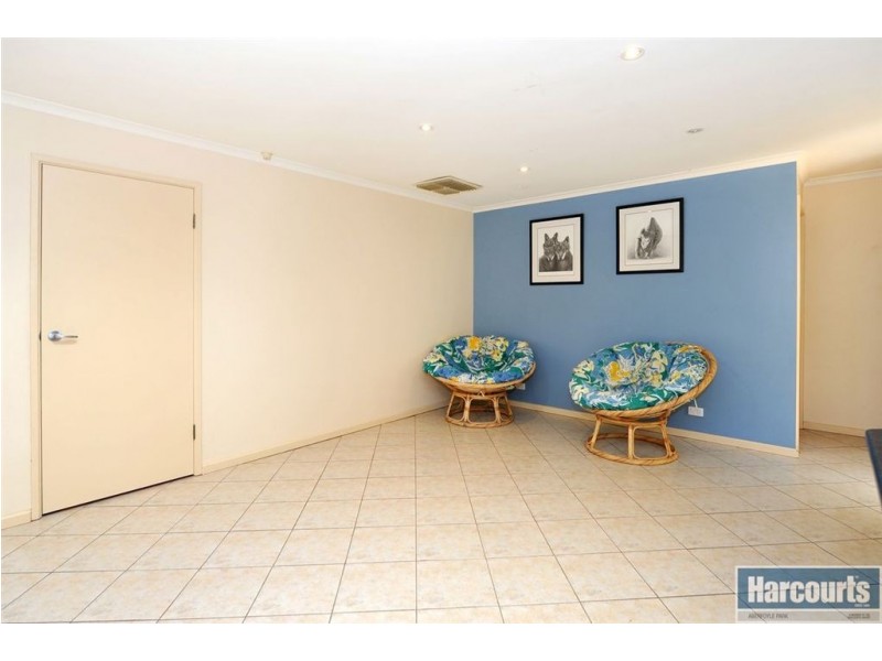 37 Monaco Circuit, Aberfoyle Park SA 5159