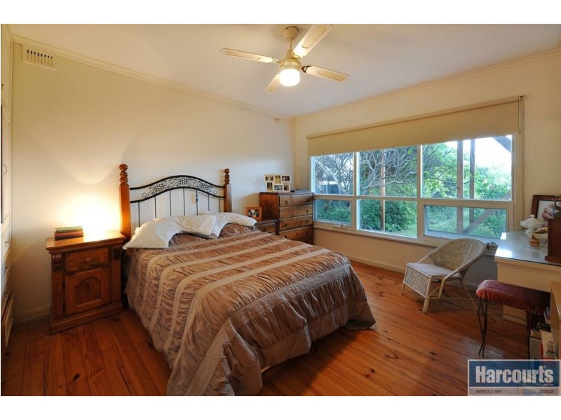 5 Paringa Avenue, Marino SA 5049