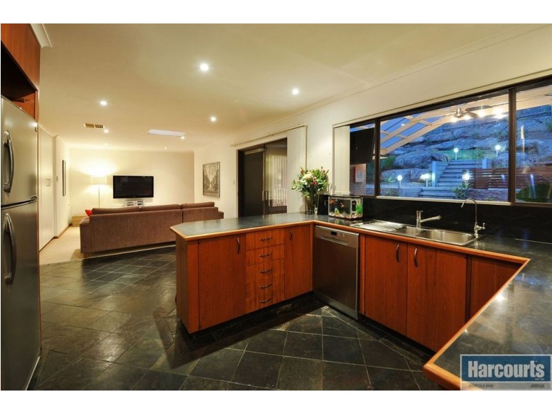 21 Catharina Street, Flagstaff Hill SA 5159