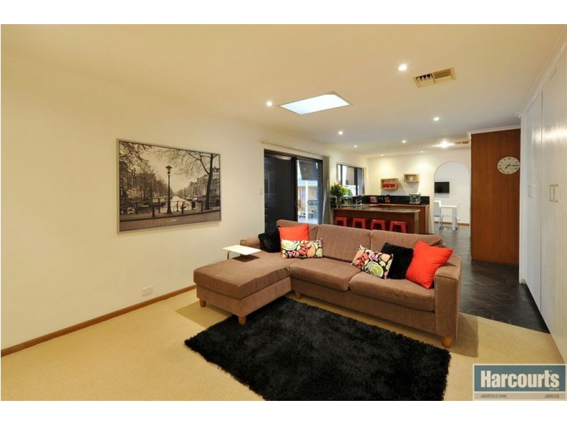 21 Catharina Street, Flagstaff Hill SA 5159