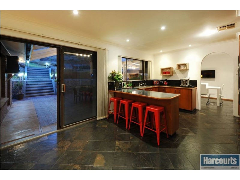 21 Catharina Street, Flagstaff Hill SA 5159