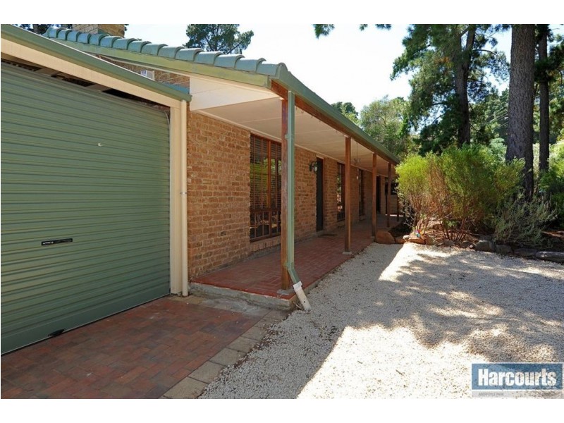 31 Pine Drive, Aberfoyle Park SA 5159