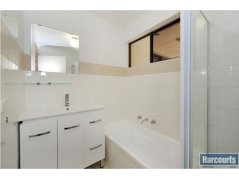 31 Pine Drive, Aberfoyle Park SA 5159