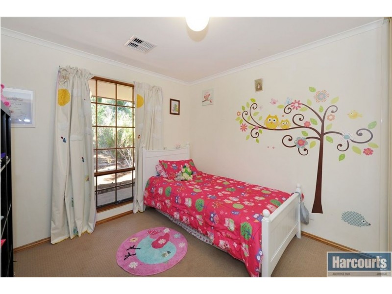 31 Pine Drive, Aberfoyle Park SA 5159