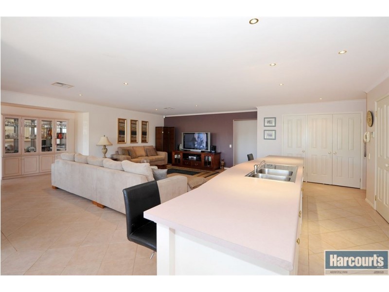 43 Sturt Approach, Flagstaff Hill SA 5159