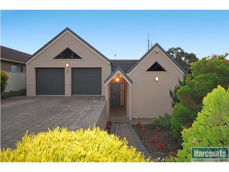 7 Federation Court, Bellevue Heights SA 5050