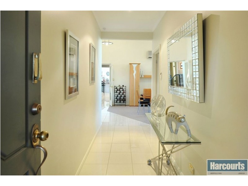 7 Federation Court, Bellevue Heights SA 5050