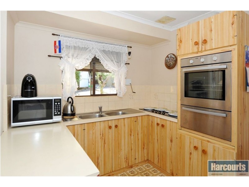 29 Serenade Crescent, Aberfoyle Park SA 5159