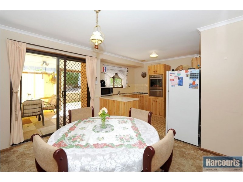 29 Serenade Crescent, Aberfoyle Park SA 5159